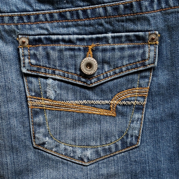 Vintage AEO Perfect Look Distressed Denim Skirt - Picture 4 of 8